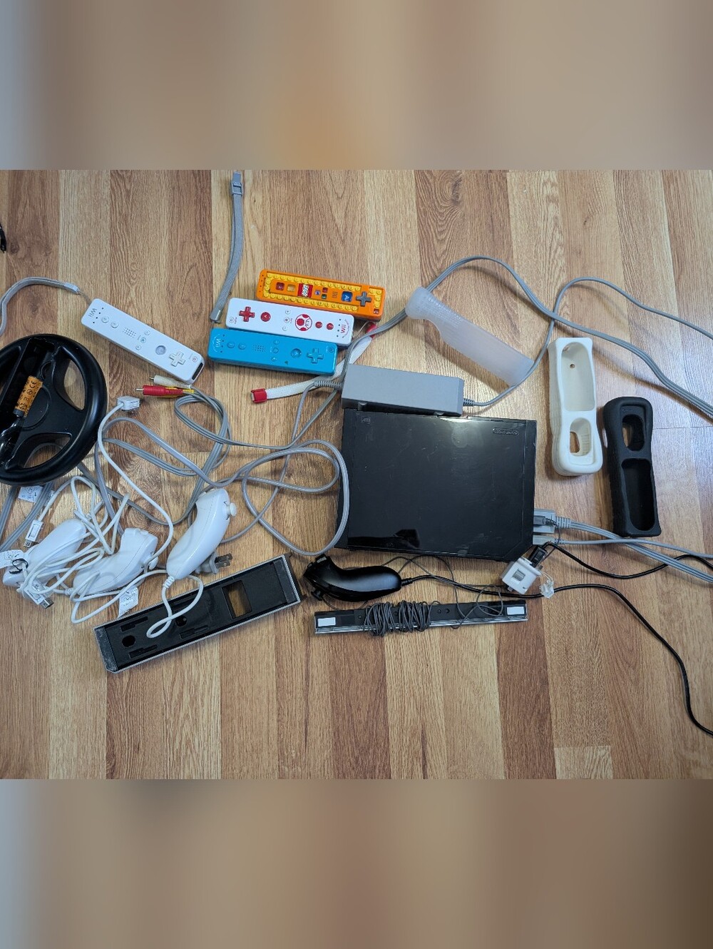 Nintendo Wii Console Bundle Nunchuks Controllers TESTED